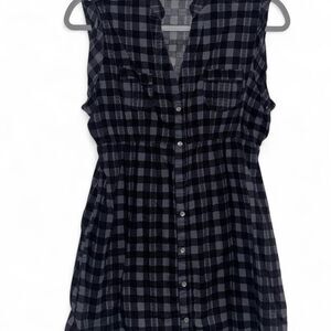 Lei Women's Black and Navy Blouse